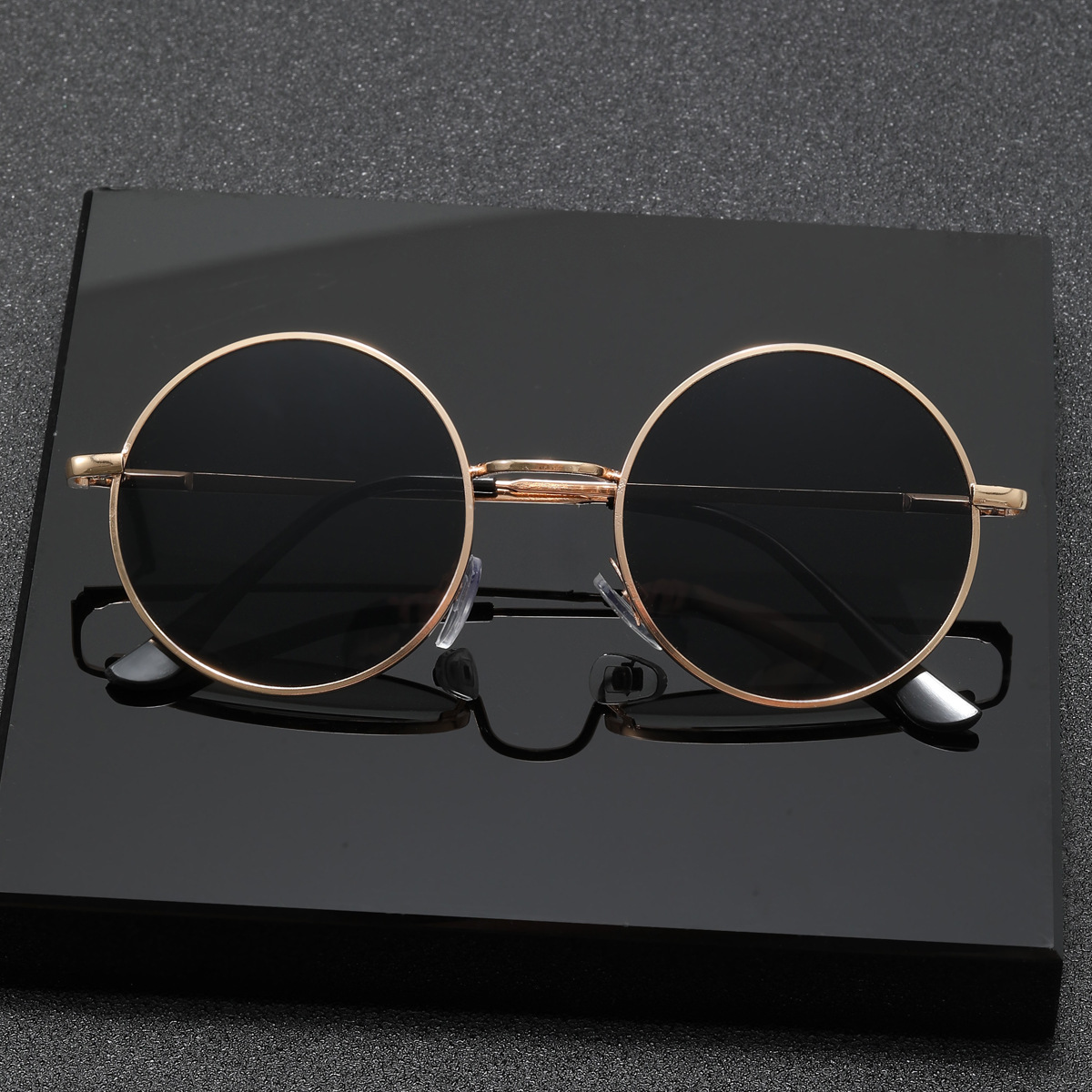 Nouvelles lunettes de soleil rondes pour femmes, design tendance et luxueux, monture en métal, verres UV400, lunettes de soleil classiques vintage pour homme