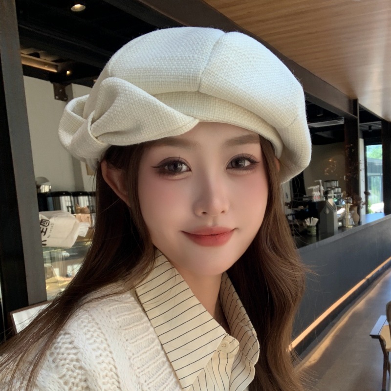 Béret rétro d'inspiration japonaise pour femme – Détail de nœud et coupe extensible douce, chapeau minimaliste élégant pour les plus grandes tailles de tête