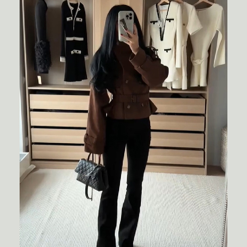 Veste Femme Tendance Col Montant Double Boutonnage Ceinture Ajustée Automne Hiver Tenue Décontractée Urbaine pour Fête et Club