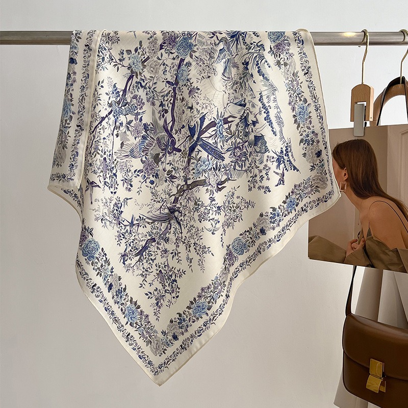 70x70 cm Simple élégance Floral oiseau imprimé foulard en soie lyrique velours Style coréen campagne fleur chaud crème solaire grand châle