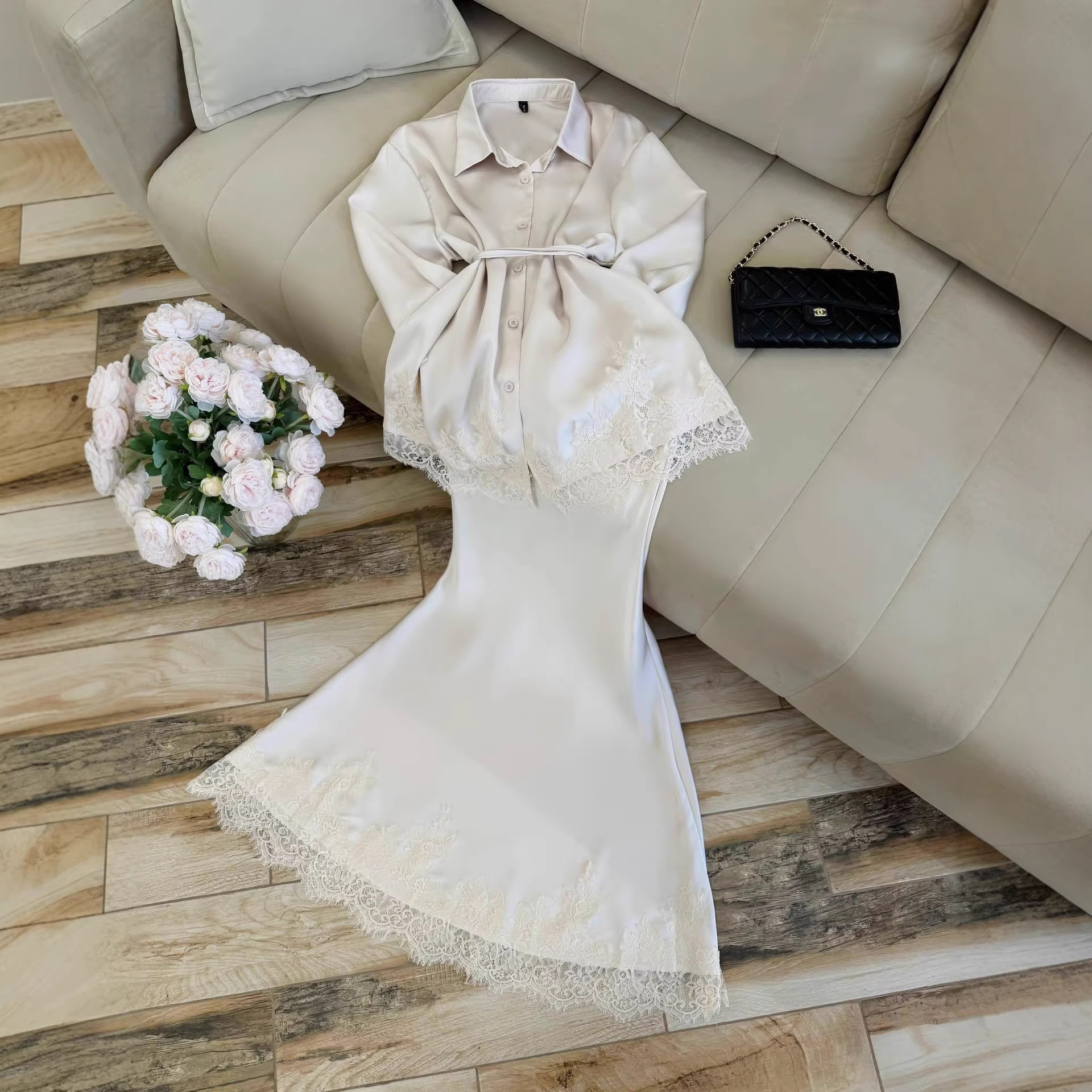 Ensembles deux pièces pour femmes : Hauts à manches longues en dentelle à col rabattu et jupes longues taille haute – Style streetwear élégant pour le travail