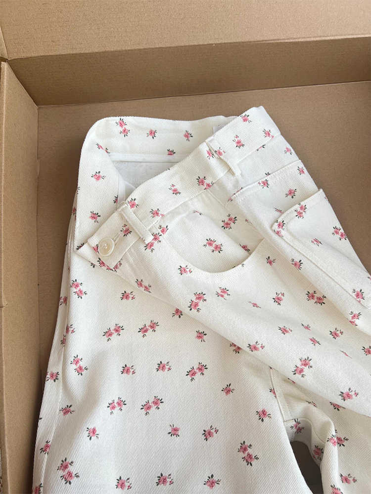 Pantalon en Denim à fleurs blanches simples pour femmes, nouvelle collection printemps été 2021, taille haute, jambes larges, décontracté, polyvalent
