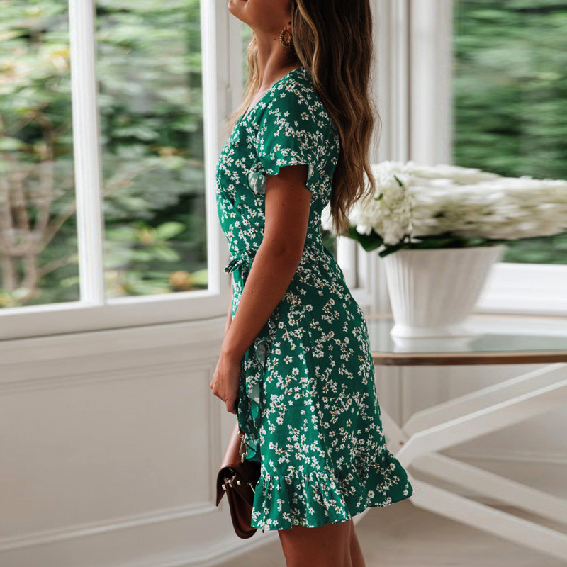 Femmes robes été 2025 Sexy col en V imprimé fleuri Boho Robe de plage à volants manches courtes une ligne Mini Robe portefeuille Robe d'été Robe