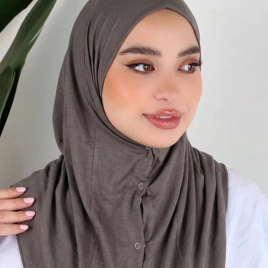 Nouveau hijab instantané en jersey de coton pour femmes, foulard musulman, couvre-tête, écharpe de Ramadan, châles, foulard à boutons pour femmes 130*167cm