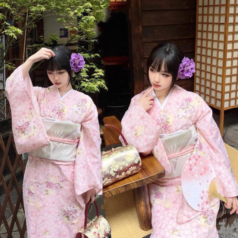 Nouveau Kimono formel traditionnel amélioré rétro dieu fille Yukata Photo photographie japonaise Photo vêtements