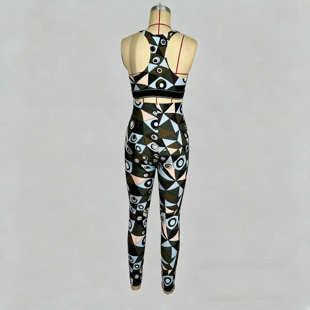 Ensembles de yoga et de sport pour femmes, design classique 2026, avec foulard bandeau et logo signature, de marque de luxe, comprenant des ensembles pantalon et des tenues de plage