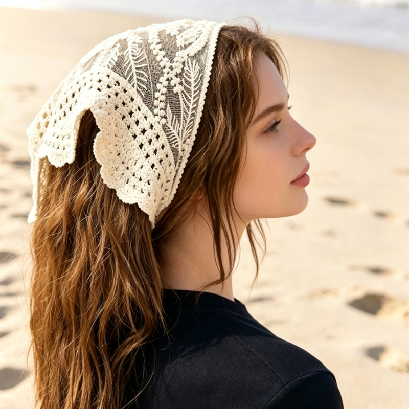 Foulard triangulaire en crochet fait main style coréen, broderie fraise et cerise, bandeau à nouer, écharpe tricotée ajourée pour femme