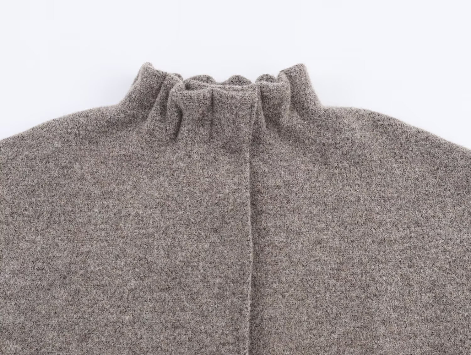 Veste courte tricotée polyvalente pour femme, vêtement ample et amincissant, demi-jupe, nouvelle mode automne et hiver 2025