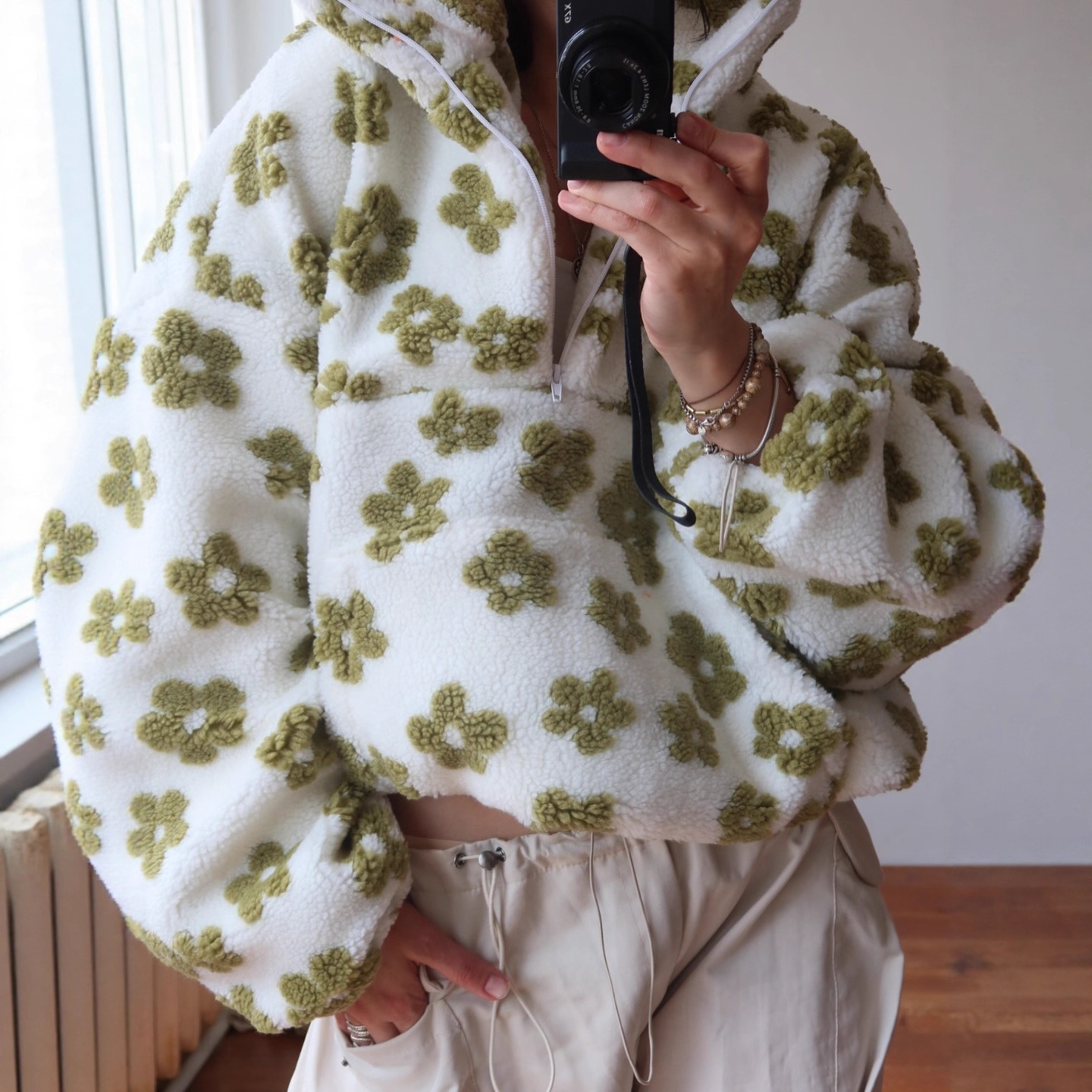 Vêtements d'extérieur pour femmes, nouvelle collection automne/hiver 2025: sweat à capuche en faux peau de mouton à fermeture éclair surdimensionné à fleurs doublées de polaire