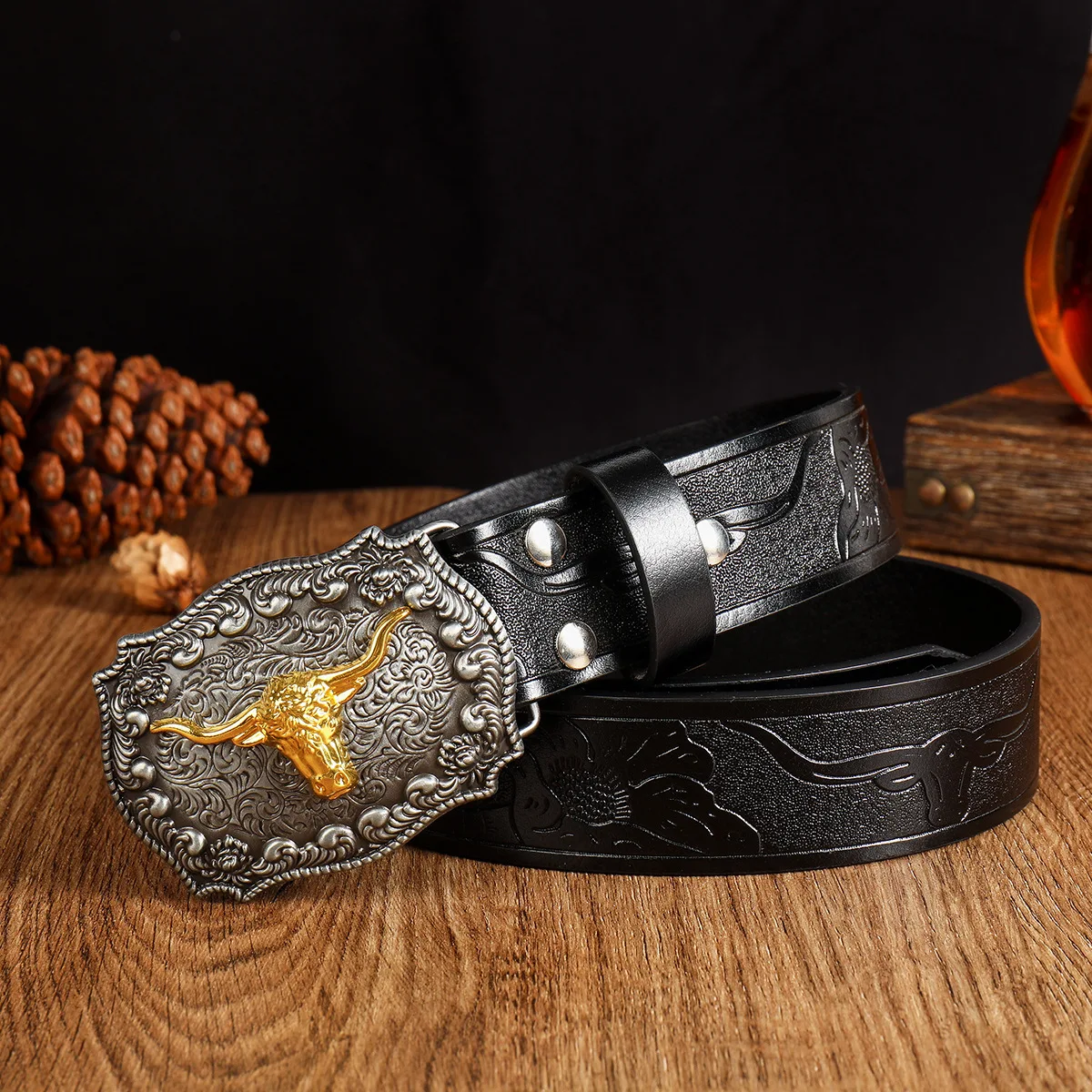 Ceinture de cowboy western pour homme, en similicuir noir avec motif gaufré, boucle en alliage élégante, ceinture de taille tendance pour un usage quotidien