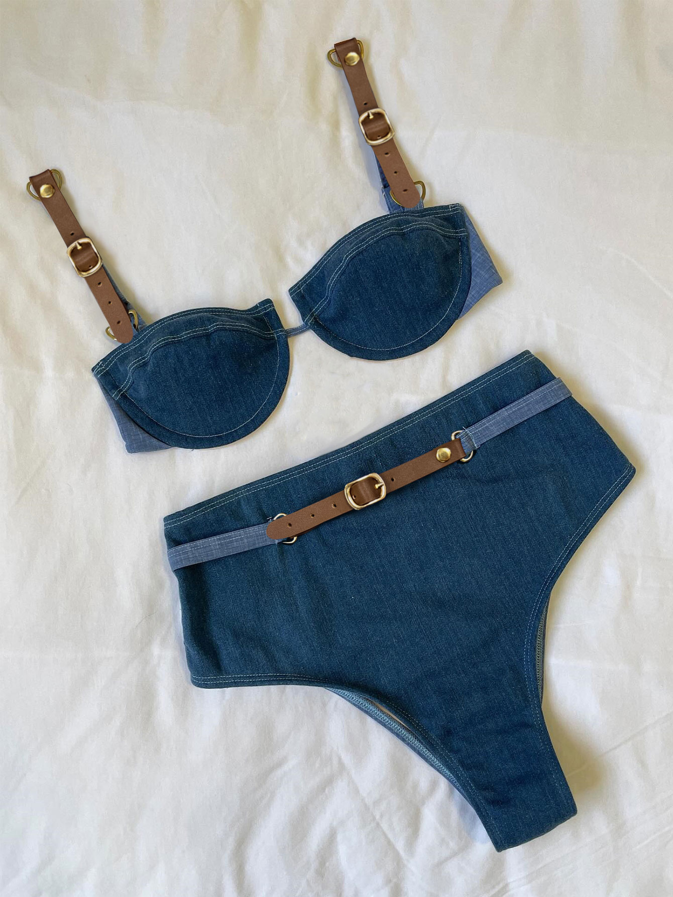 Bikini Triangle Élégant en Maille pour Femme, Maillot de Bain Tendance avec Boucles en Cuir, Biquini Taille Haute pour Femme