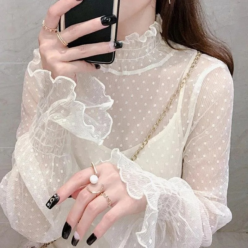 T-shirt noir en dentelle pour femme, coupe ajustée, manches évasées, col rond, chemise de base, haut tendance à porter sous un kimono, pour femme