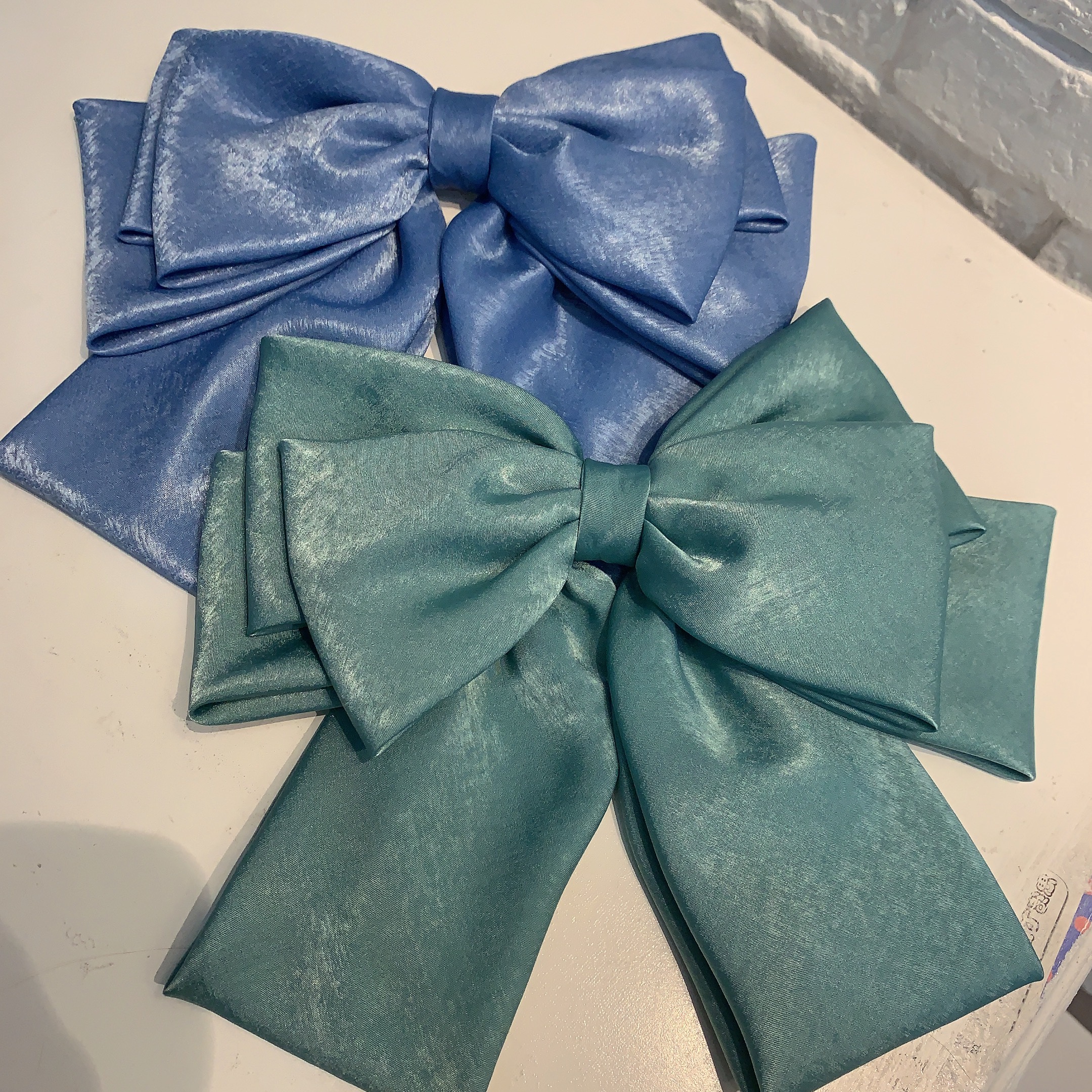Épingle à cheveux rose à gros nœud pour femmes, accessoires pour cheveux, Long ruban, pince à cheveux pour filles, bonbons, nœud en mousseline de soie satiné à quatre couches