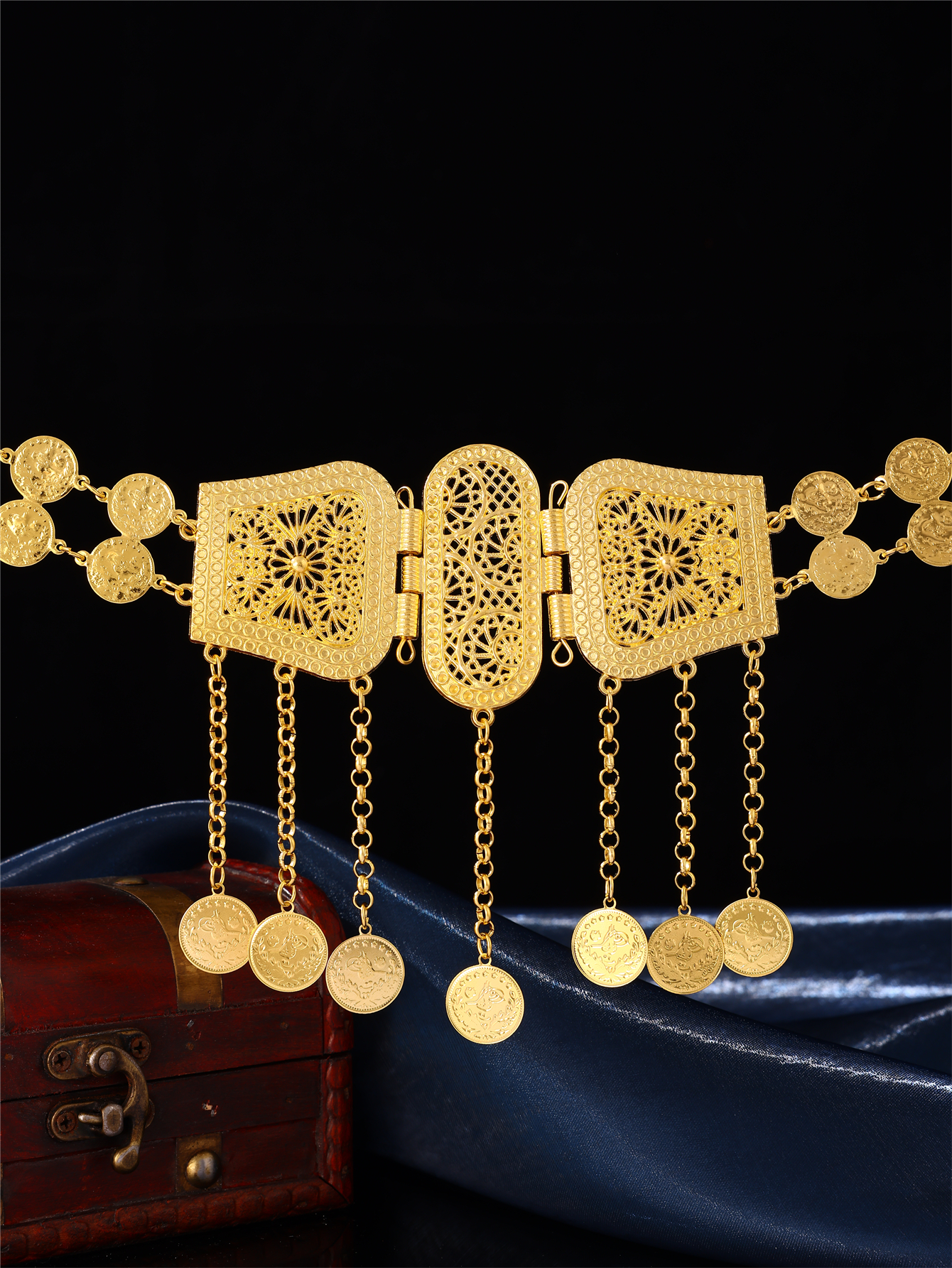 Ceinture de robe pour femme arabe dorée, bijoux de mariée marocaine, en métal avec pendentif pièce de monnaie, chaîne de taille pour robe de femme arabe, cadeau
