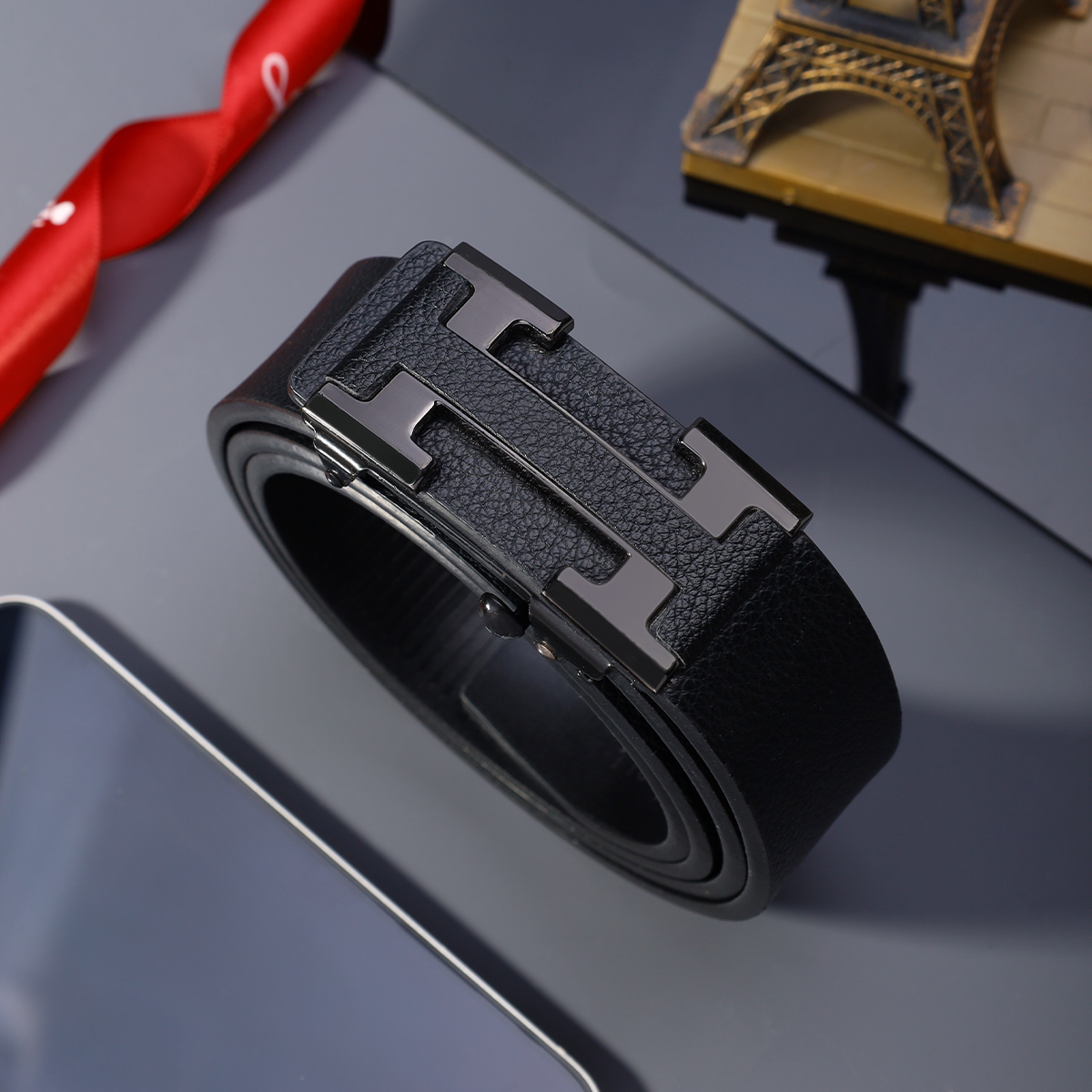 Ceinture de travail élégante pour homme avec boucle automatique en métal, durable, idéale pour un usage quotidien, choix de cadeau parfait