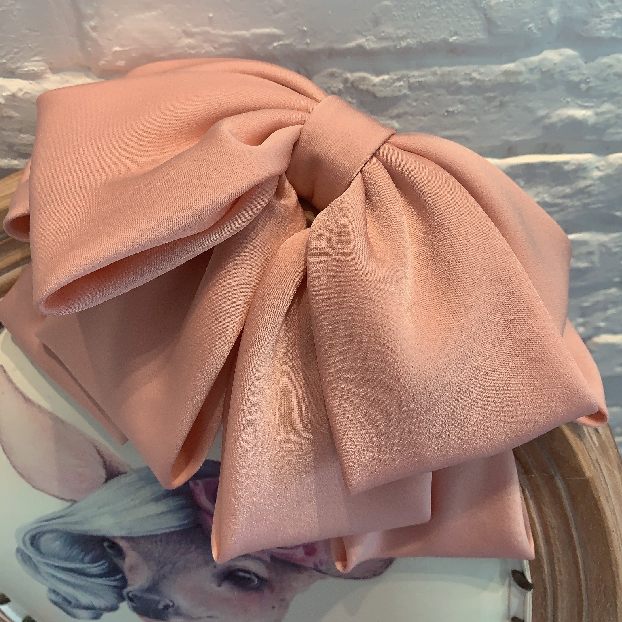 Épingle à cheveux à nœud de haute qualité pour femmes, couvre-chef populaire, pince à cheveux fixe en Satin, grande coiffure rétro, pince queue de cheval, accessoires pour cheveux
