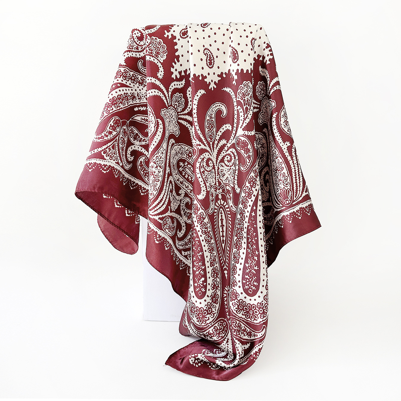 Foulard carré en soie 90 cm pour femme, marque de luxe, imprimé satiné, hijab, écharpe musulmane, paréo, bandana, châle, bandeau, foulard