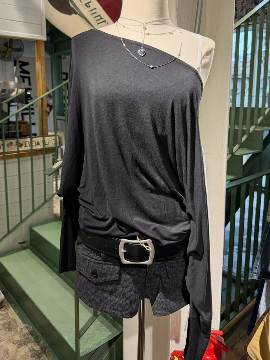 T-shirts noirs à manches longues chauve-souris pour femmes, élégants, doux, col bateau, en coton, style vintage, simples, polyvalents, hauts Y2K