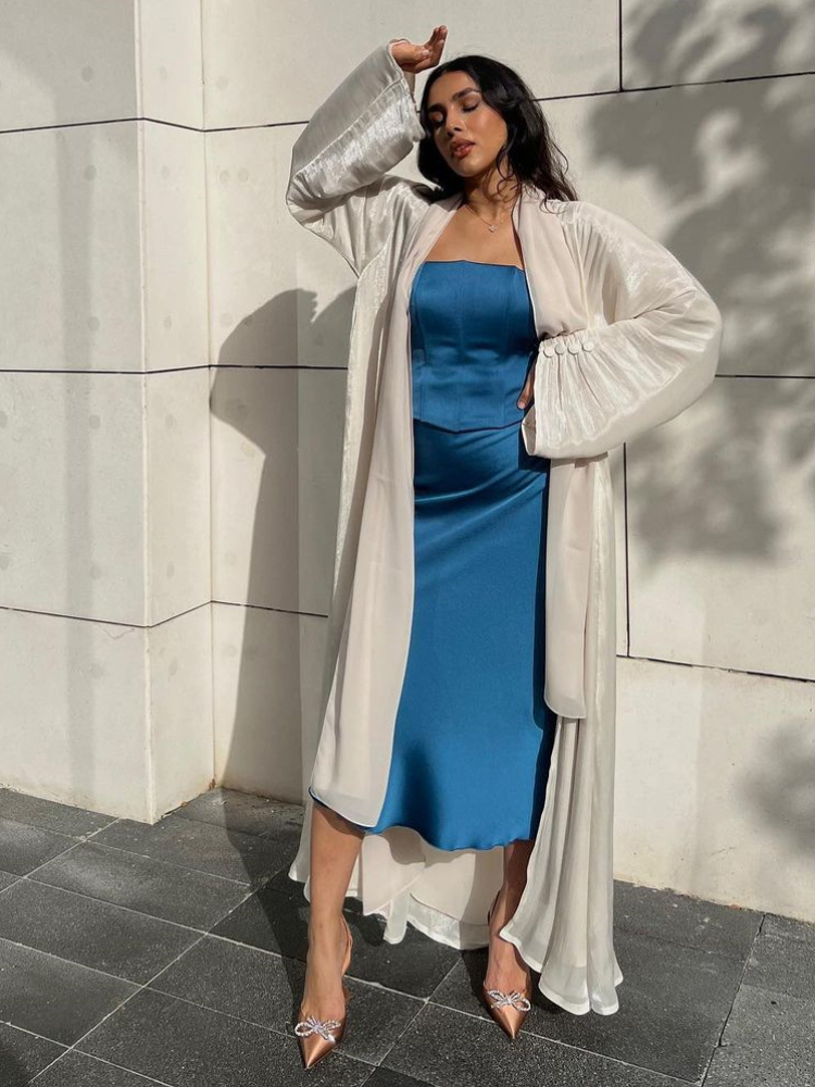 Eid soyeux Abayas pour femmes musulman Jalabiya Ramadan Robe bouton manches Ramadan Caftan robes de soirée Robe Largo Cardigan