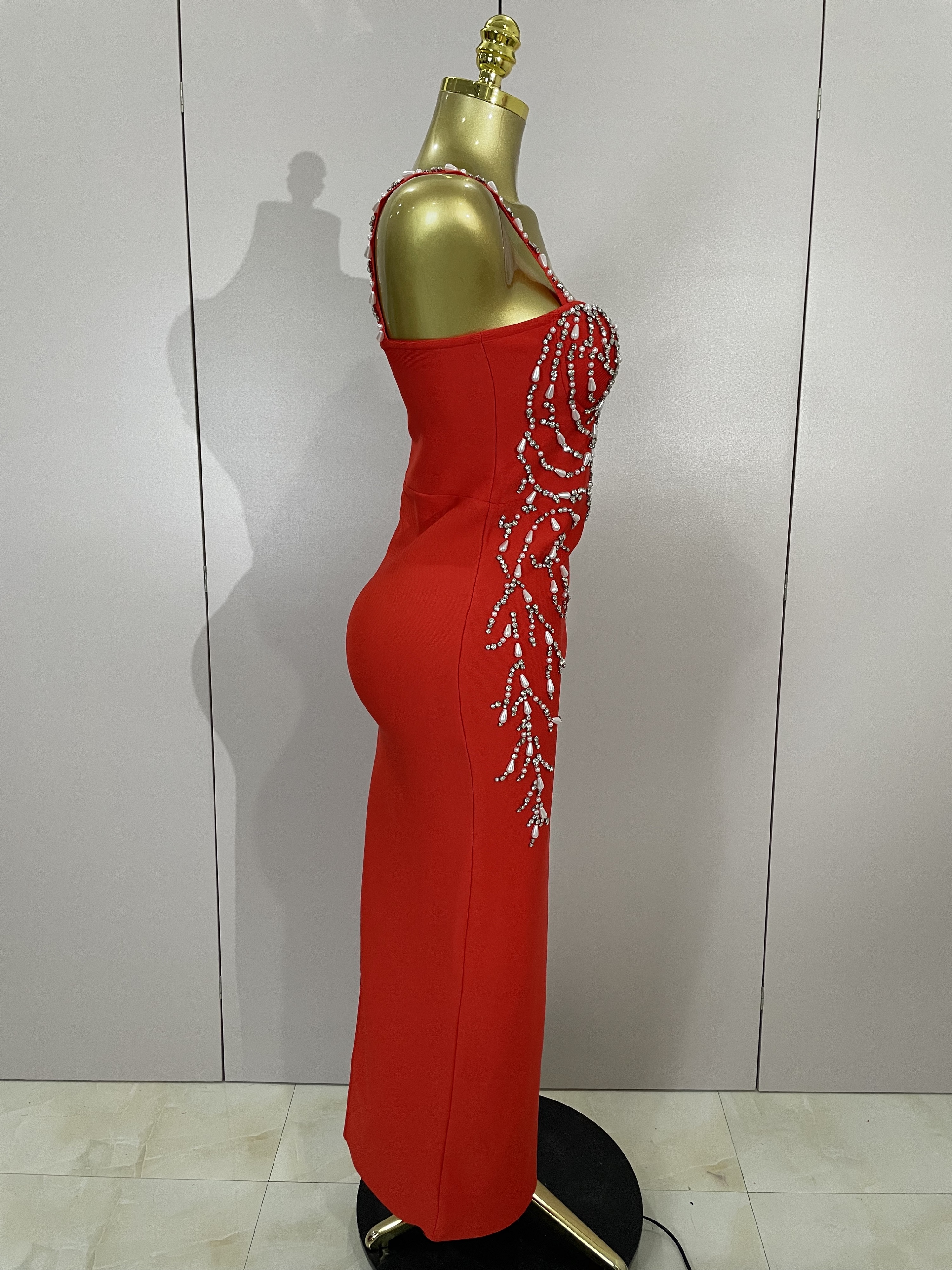 Femmes célébrité élégante soirée Club fête de luxe robe d'anniversaire 2025 nouveau Sexy dos nu rouge perles longue moulante robe de pansement