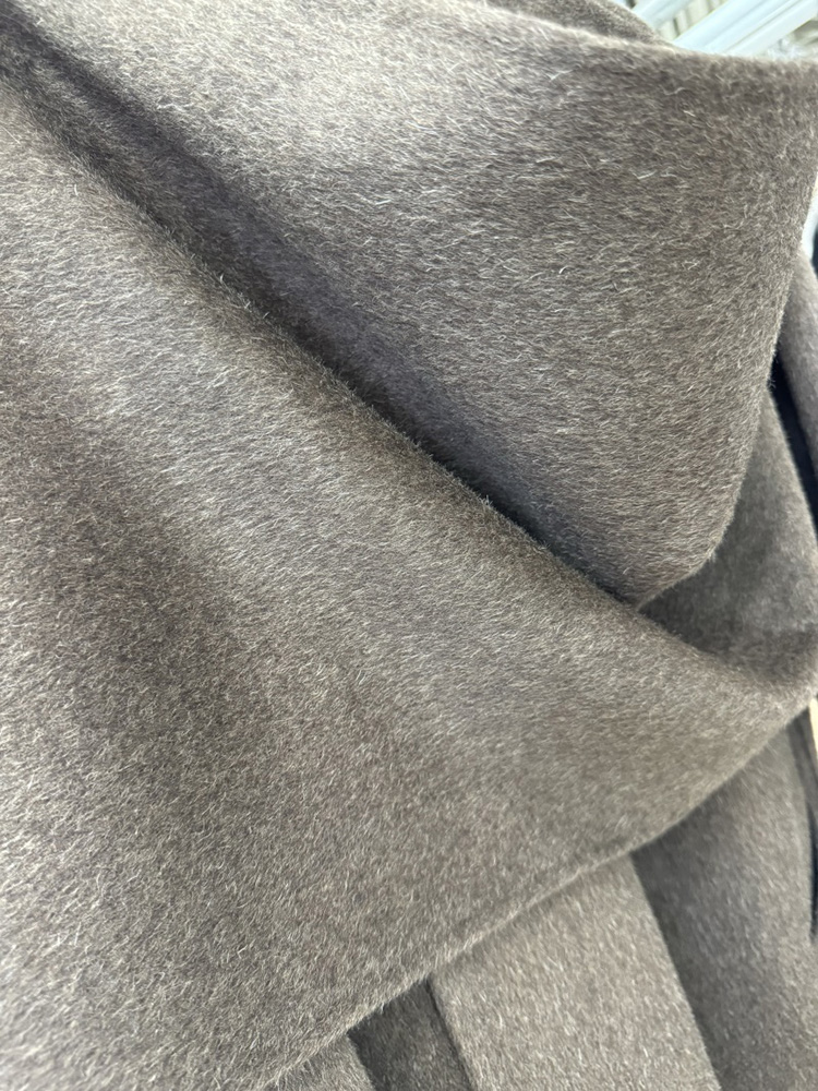 Manteau en laine à col écharpe couleur café pour femmes, veste élégante et ample pour femmes automne-hiver 2026