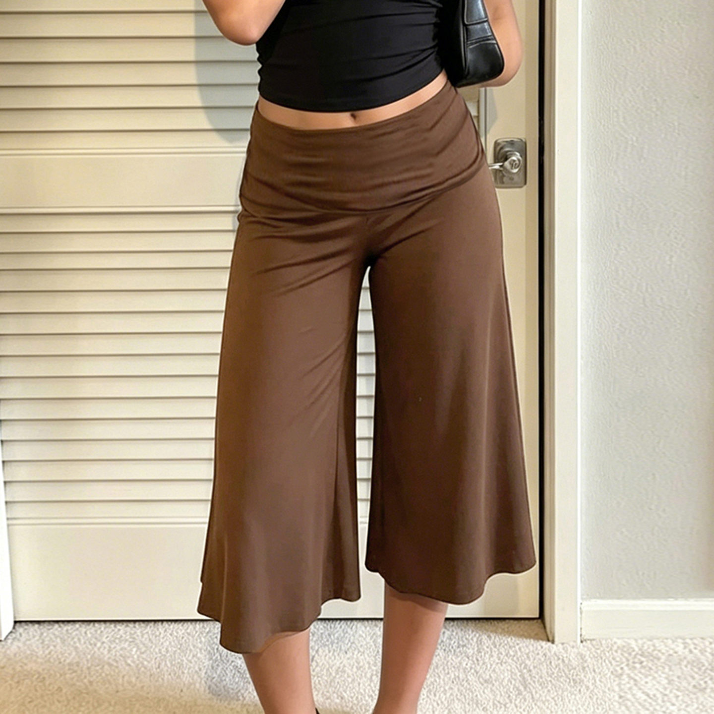 SUCHCUTE Pantalon Capri Femme en Maille Taille Basse à Rabat, Coupe Ample et Fluide, Jambes Larges, Style Y2K, Décontracté Streetwear, Nouveau