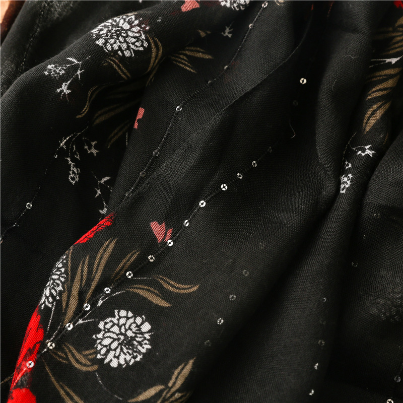 2026 automne belle noir Floral paillettes gland Viscose châle écharpe haute qualité impression doux Foulards musulman Hijab Sjaal 180*90Cm