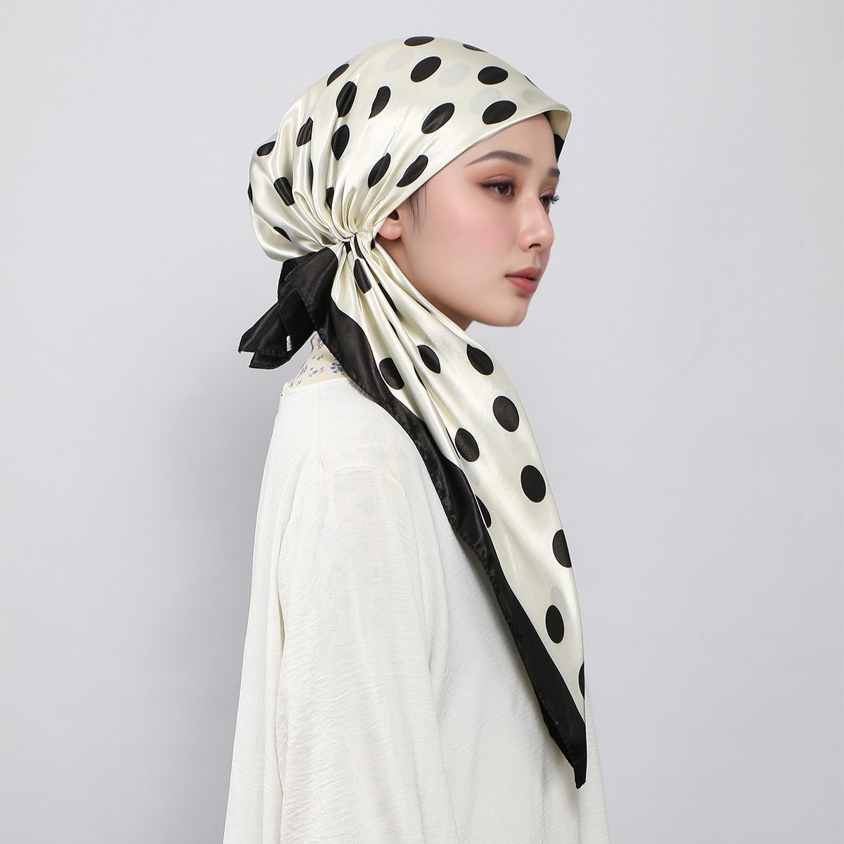 Bonnet Hijab Instant Imprimé Musulman Tendance en Satin, Foulard Turban, Bonnet de Nuit Élastique pour Cheveux, Bandana