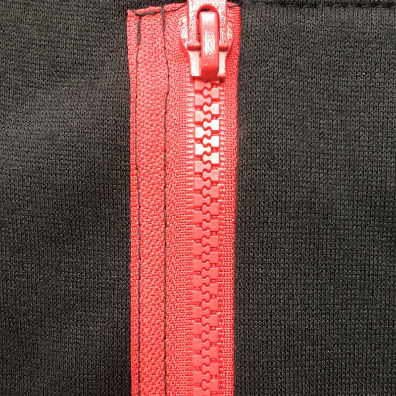 Sweat à capuche de sport pour hommes, décontracté, essentiel, doublé d'hiver, avec poche zippée en polaire, vêtements pour tous les jours, extérieur, noir