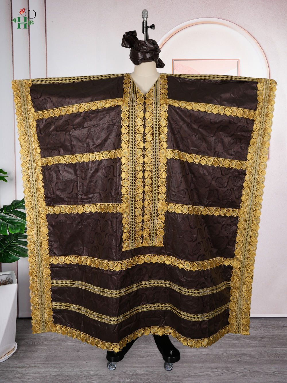 Vêtements africains pour femmes H&D Embroidery, robes Bazin Riche en solde, robes africaines pour femmes, robes turques, robe boubou.