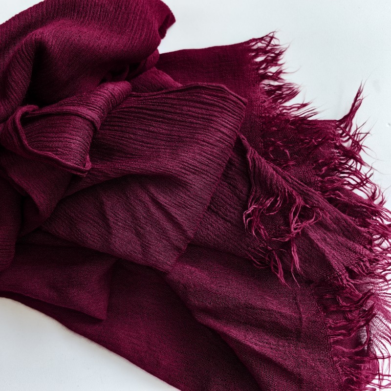 Offre d'usine : Grand foulard uni en coton doux et viscose, matière rayonne, hijab musulman du Moyen-Orient avec pompon