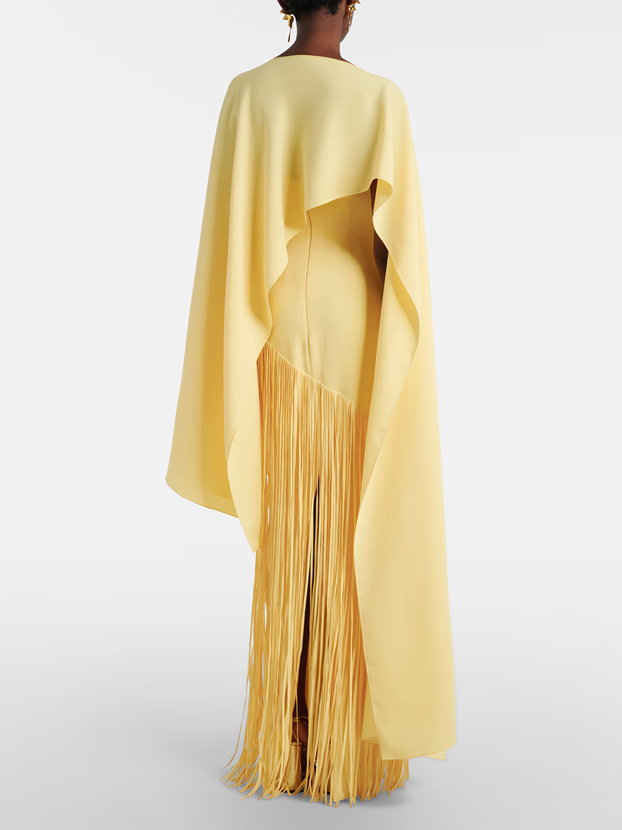 Robe longue élégante jaune sans manches VGH haut de gamme pour femme, coupe ajustée, fluide, avec franges, idéale pour les occasions spéciales
