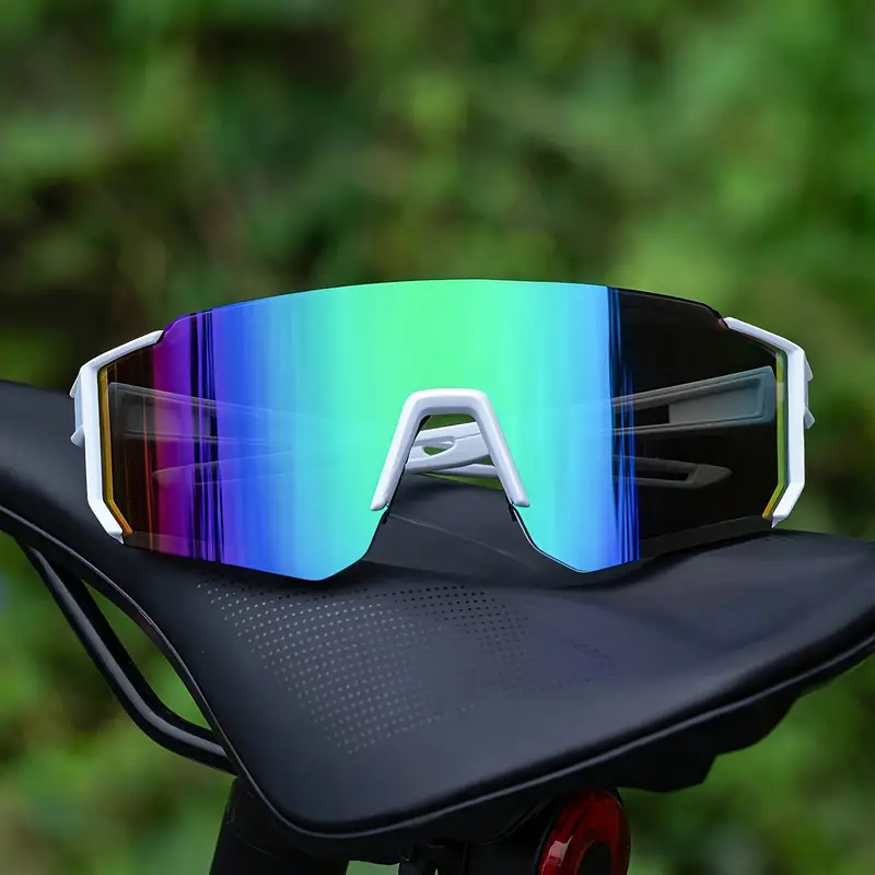 Lunettes de mode à monture large pour hommes - Matériau PC coloré, léger et durable, adaptées à la vie quotidienne et aux activités, style décontracté, lunettes décoratives ordinaires, lunettes légères
