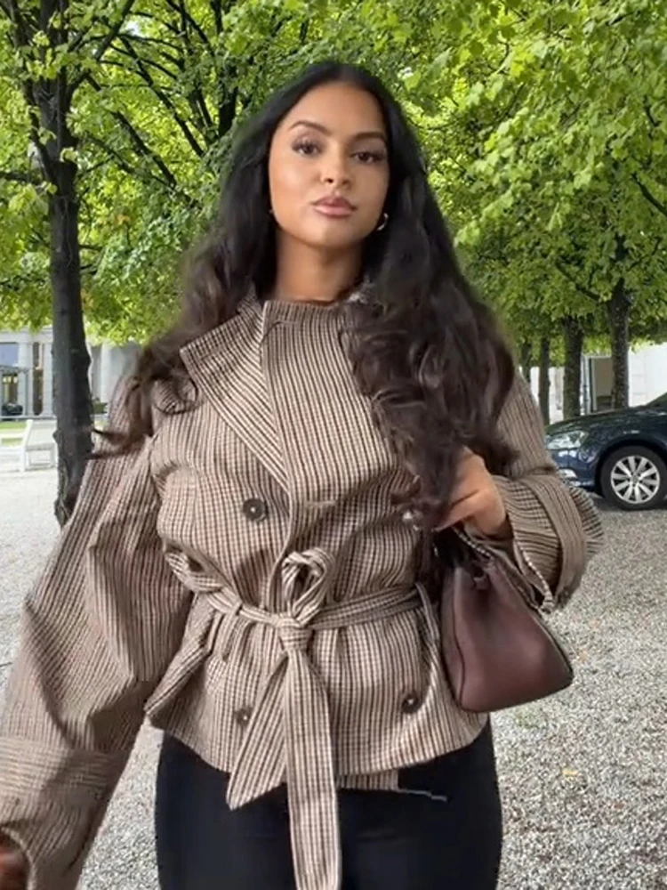 Manteau court à carreaux pour femmes, à col à revers, double boutonnage, ceinturé à la taille, manches longues, coupe ample, veste courte à carreaux, manteaux d'automne pour femmes.