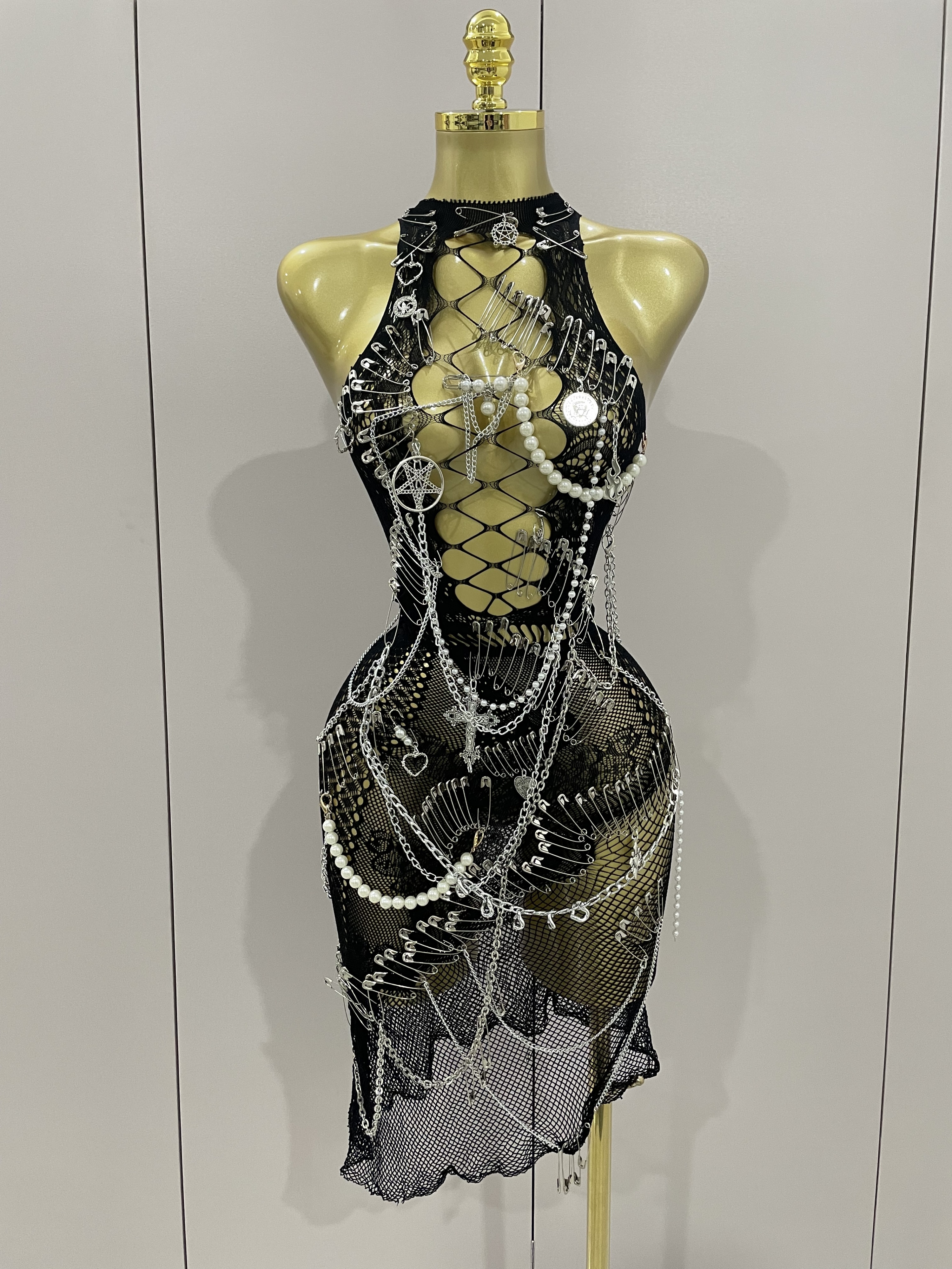 Sexy noir transparent broche décoration chaîne perles robe courte 2025 femmes anniversaire soirée discothèque Performance Costume