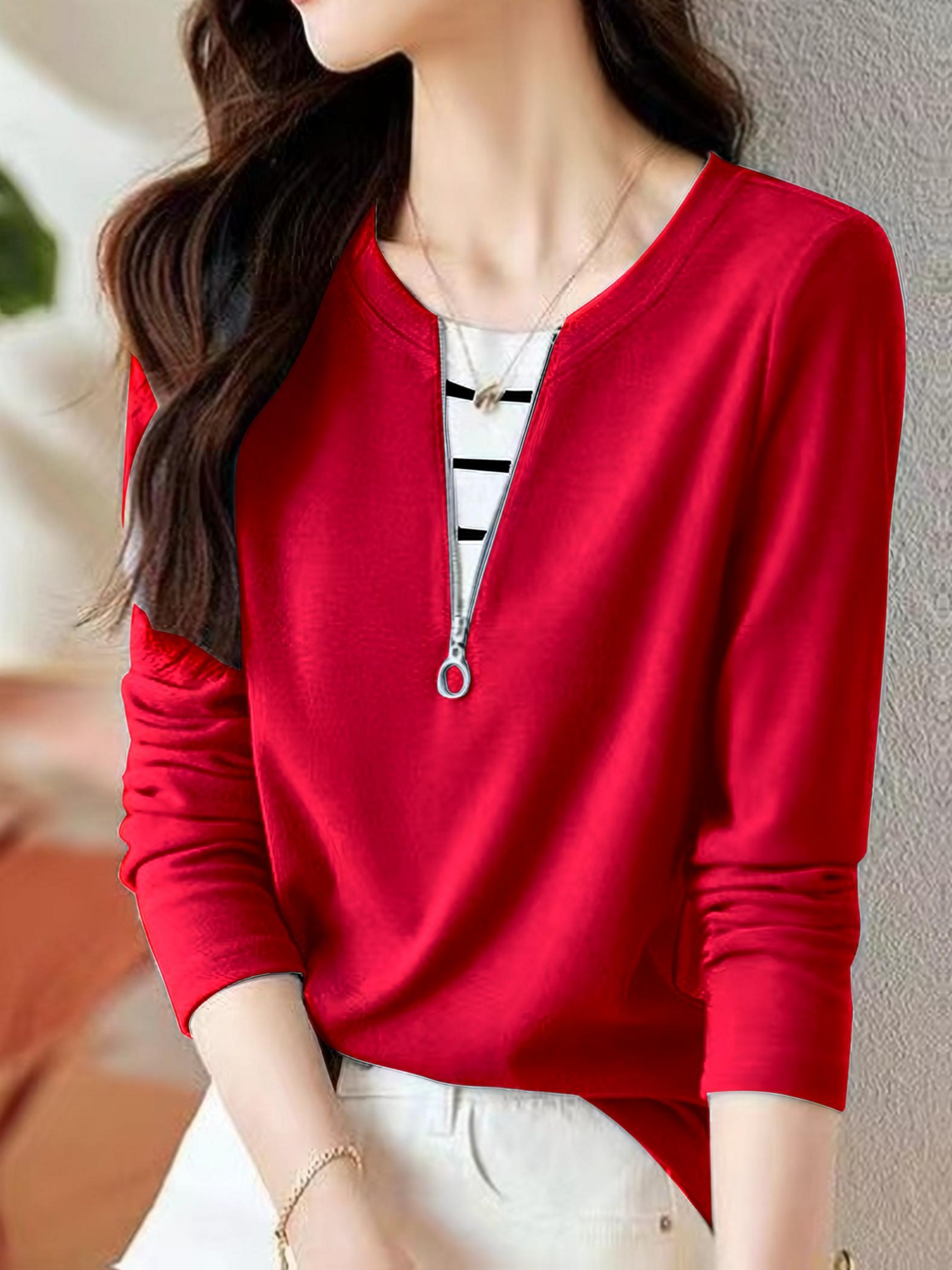 T-shirt à capuche élégant pour femme – Manches longues, semi-transparent, mélange polyester et élasthanne, lavable en machine – Parfait pour le printemps/automne