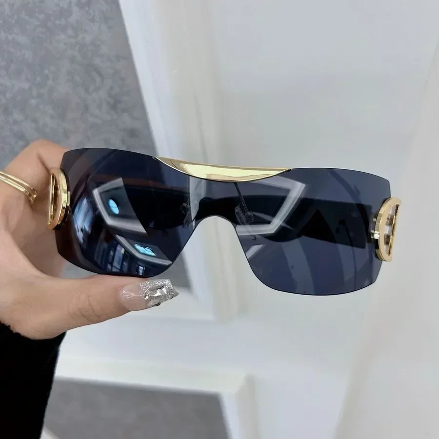 Lunettes de soleil carrées simples pour femmes et hommes, verres dégradés, marque de créateur, magnifiques, pour voyage et extérieur, Oculos De Sol