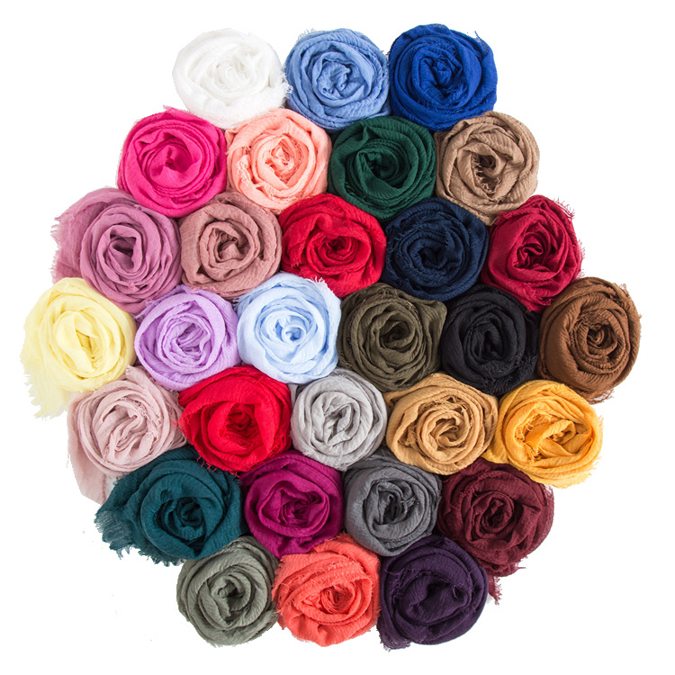 Foulards en coton et lin, nouvelle mode, couleur unie, froissé, cheveux courts, foulards musulmans, fabricants de châle, vente en gros personnalisée