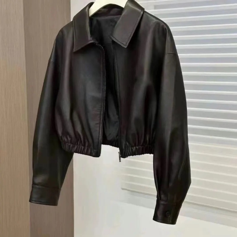 Manteau en cuir pour femmes Printemps Automne 2026 Col carré Court Femme Faux PU Vêtement d'extérieur Design tendance Mode Veste courte pour femmes