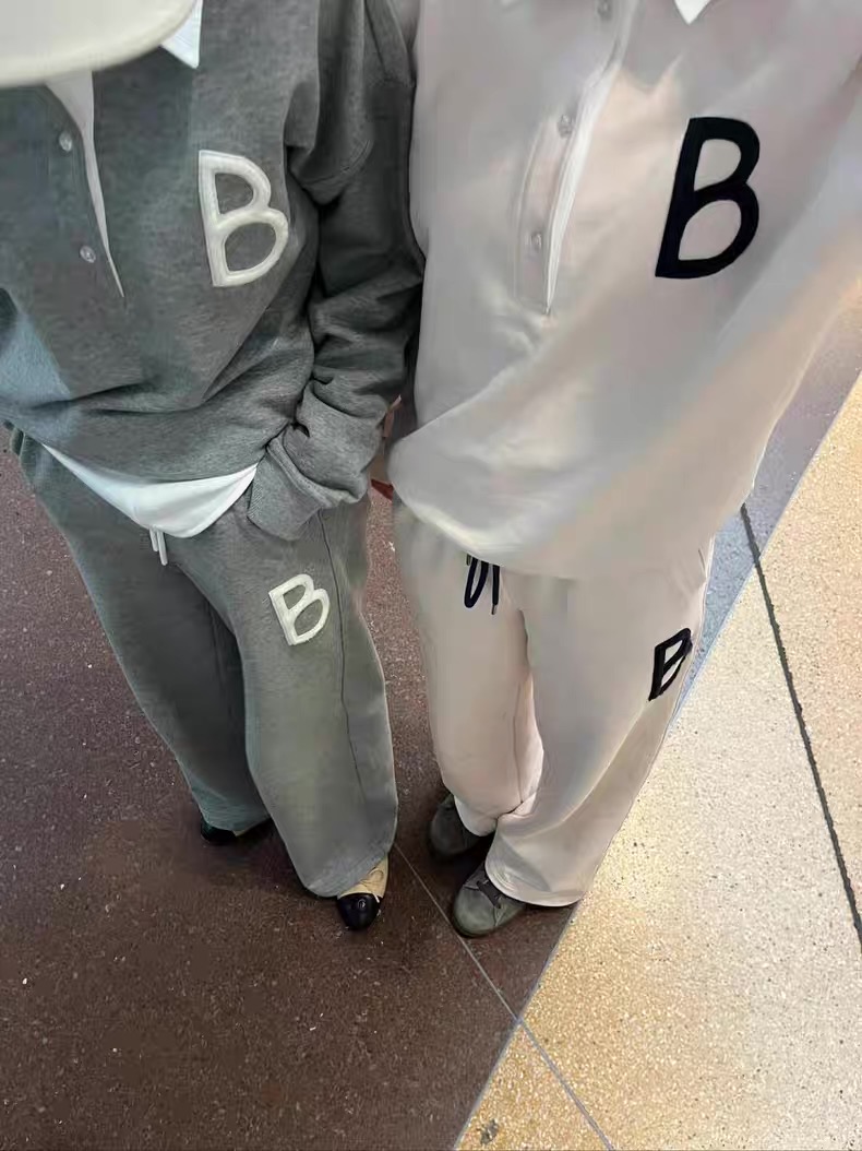 Ensemble assorti décontracté pour femme avec lettre B japonaise, vêtements de sport, collection Printemps 2026, sweat-shirt à col polo et pantalon, ensemble 2 pièces