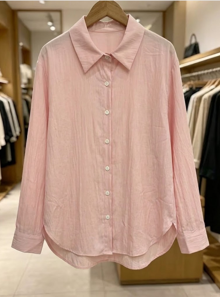 Chemise ample unie pour femme avec texture drapée, col à revers et boutonnage simple, style polyvalent