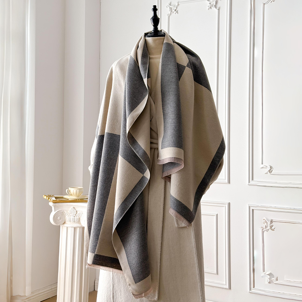 Châle Pashmina en Faux Pashmina imprimé géométrique élégant de marque 2025, à franges douces et chaudes, idéal pour l'automne et l'hiver en plein air