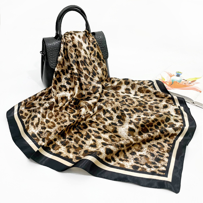 Mode Satin foulard en soie pour femmes imprimé fleuri bandeau cou foulards femme 90 cm carré châle Hijab écharpes pour dames en gros