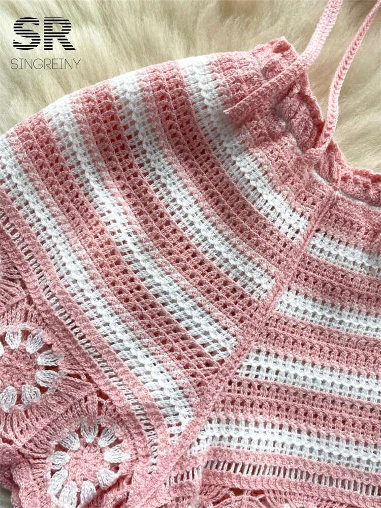 Costume 2 pièces en tricot pour femmes, haut court, col licou, sans manches, à lacets + short à taille élastique, crochet fleur creuse, ensemble 2 pièces