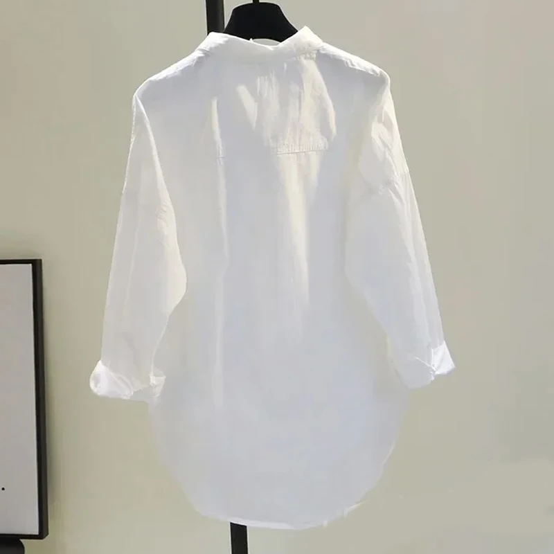 Chemisier blanc à manches longues pour femme, nouvelle collection printemps, décontracté, ample, pour le bureau, hauts boutonnés simples pour femme