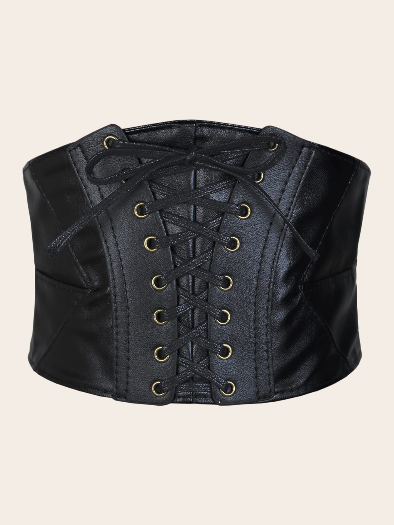 Une ceinture noire avec des boutons-pression élastiques et un design pour la mode féminine