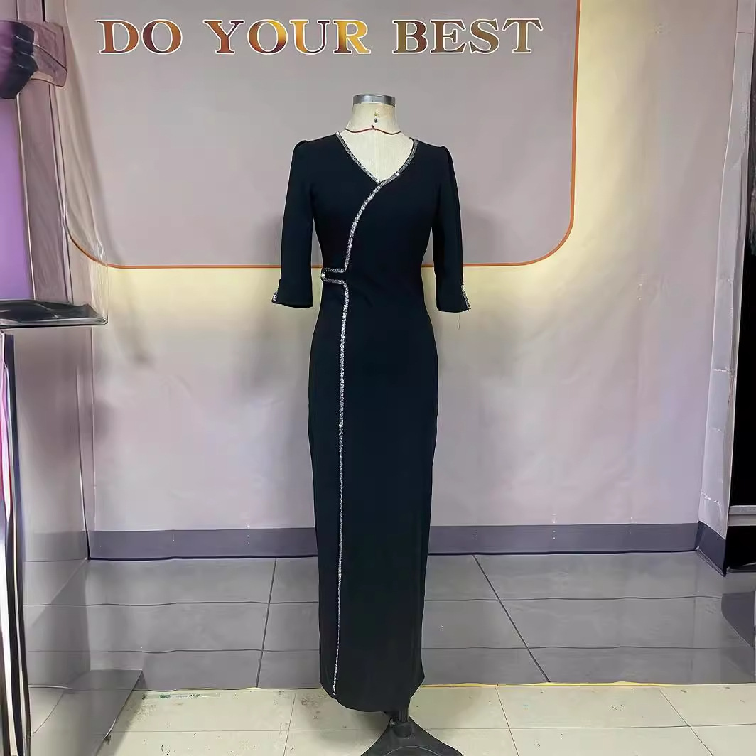 Robes longues pour femmes, été, élégantes, style Y2k, sexy, col en V, ornées de strass, coupe ajustée, fente, manches trois-quarts, robe longue été 2026