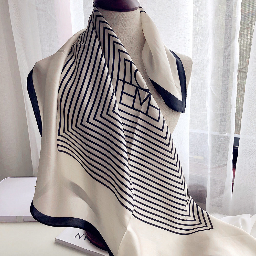 Foulard Bandana Rayé en Satin pour Femme, Châle Carré de 70x70cm, à la Mode