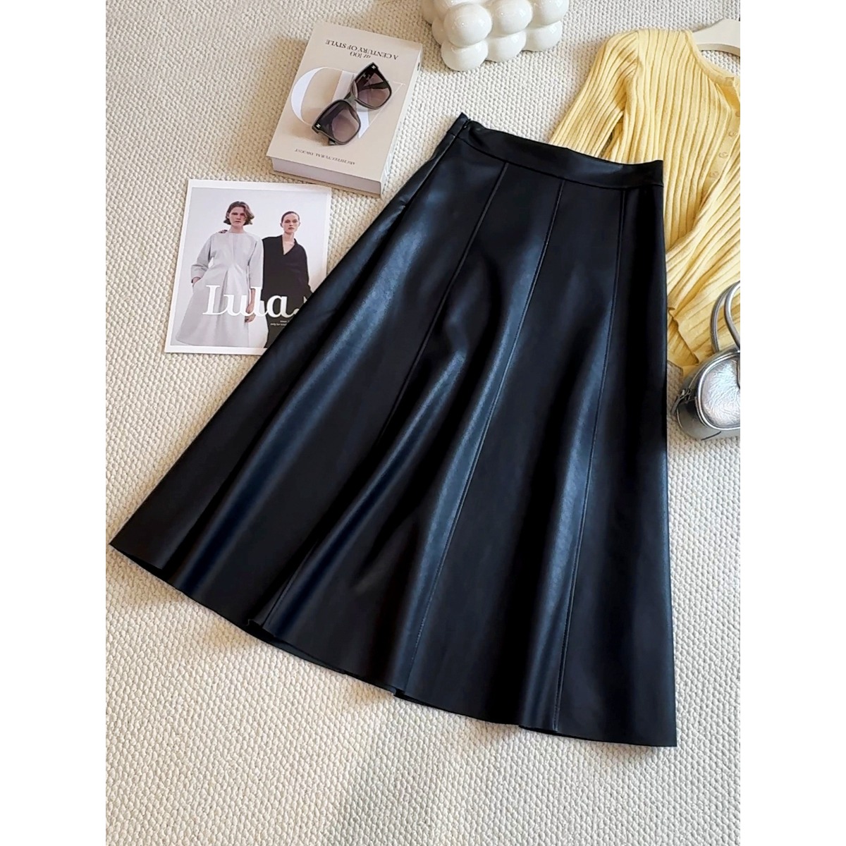 Jupe trapèze en similicuir taille haute amincissante pour femme 2026 – Robe midi élégante et tendance – Vêtements féminins haut de gamme