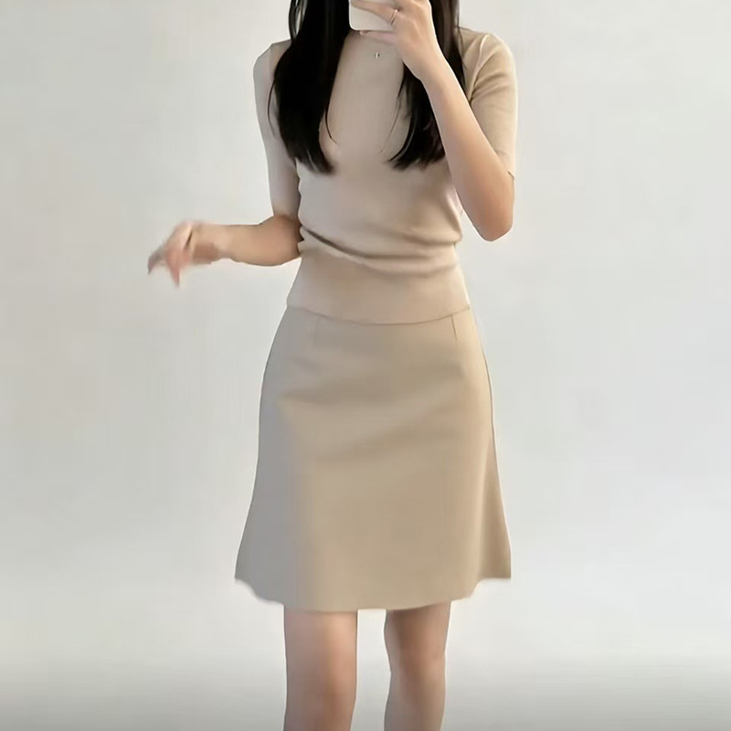 Jupe Courte Élégante Femme Taille Haute en Satin Style Coréen 2026 – Jupe Courte Évasée à Volants avec Fermeture Éclair pour Dames
